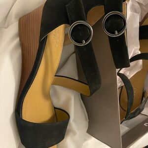 Frank’s Sarto Dressy Sandal in Black